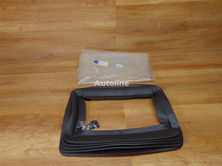 ďalší náhradný diel kabíny Front Seat Frame Base Cover A0009100218 na nákladného auta Mercedes-Benz 940/942/972