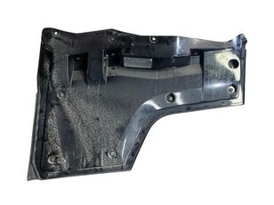 outra pe&ccedil;a de cabina Door Extension 7482510549 para cami&atilde;o tractor Renault T (2013)