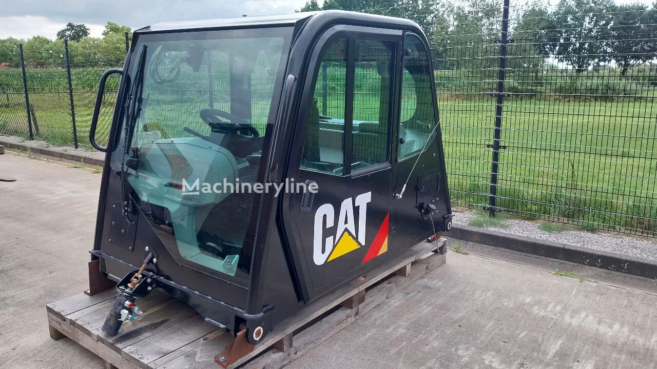 Caterpillar Complete 777G cab / All electronics and ecu - Machineryline