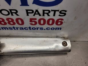 Massey Ferguson 135, 165, 175, 185, 188 Front Badge Bar 1860156m1 1860156M1 for Massey Ferguson 135 165 wheel tractor