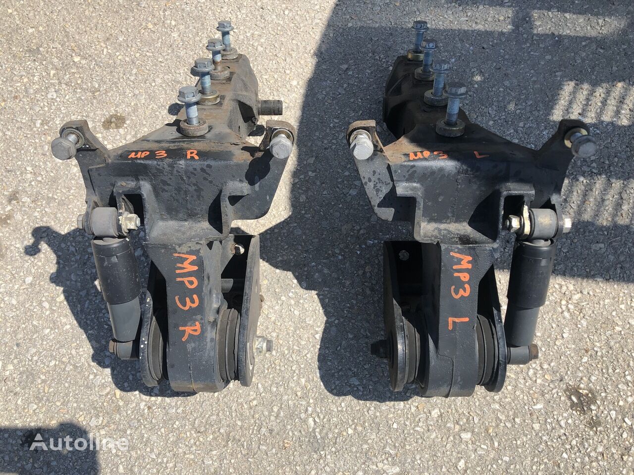 BEARING BRACKET LEFT AND RIGHT Mercedes-Benz paredzēts Mercedes-Benz  ACTROS kravas automašīnas