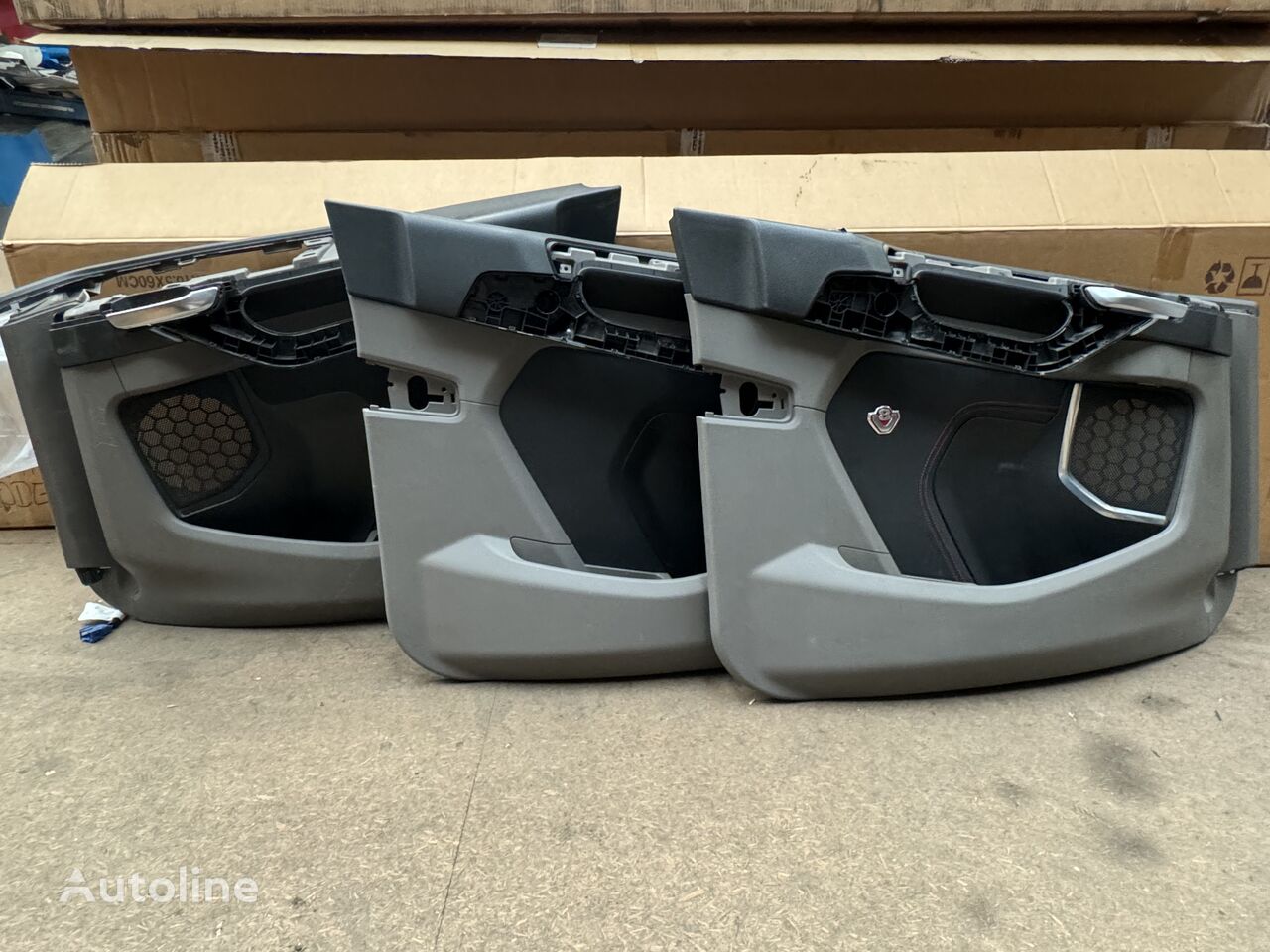 SCANIA UPHOLSTERY DOORS  Scania 2285300
2649564
2935303 za Scania NGS tegljača - Autoline