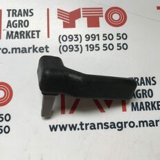 Ручка заднього скла TAM 4/5121931 для трактора колесного YTO 1024/1054/1304/1404