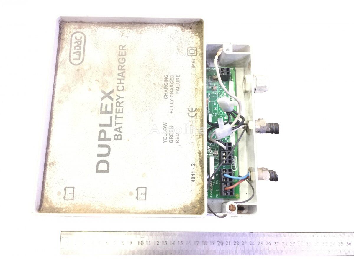 battery charger LADAC B12M (01.99-) 4041DXC para autocarro Volvo B6, B7, B9, B10, B12 bus (1978-2011)
