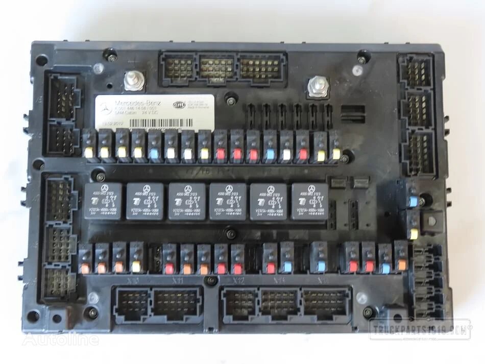 Mercedes-Benz Electrical System ECU SAM cabine MP4 0014461458 pro nákladní auta