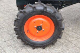 Mini tracteur diesel Kubota B7000 à vendre - Image 12 | Machineryline CM Mini tracteur diesel Kubota B7000 | Image 12 - Machineryline