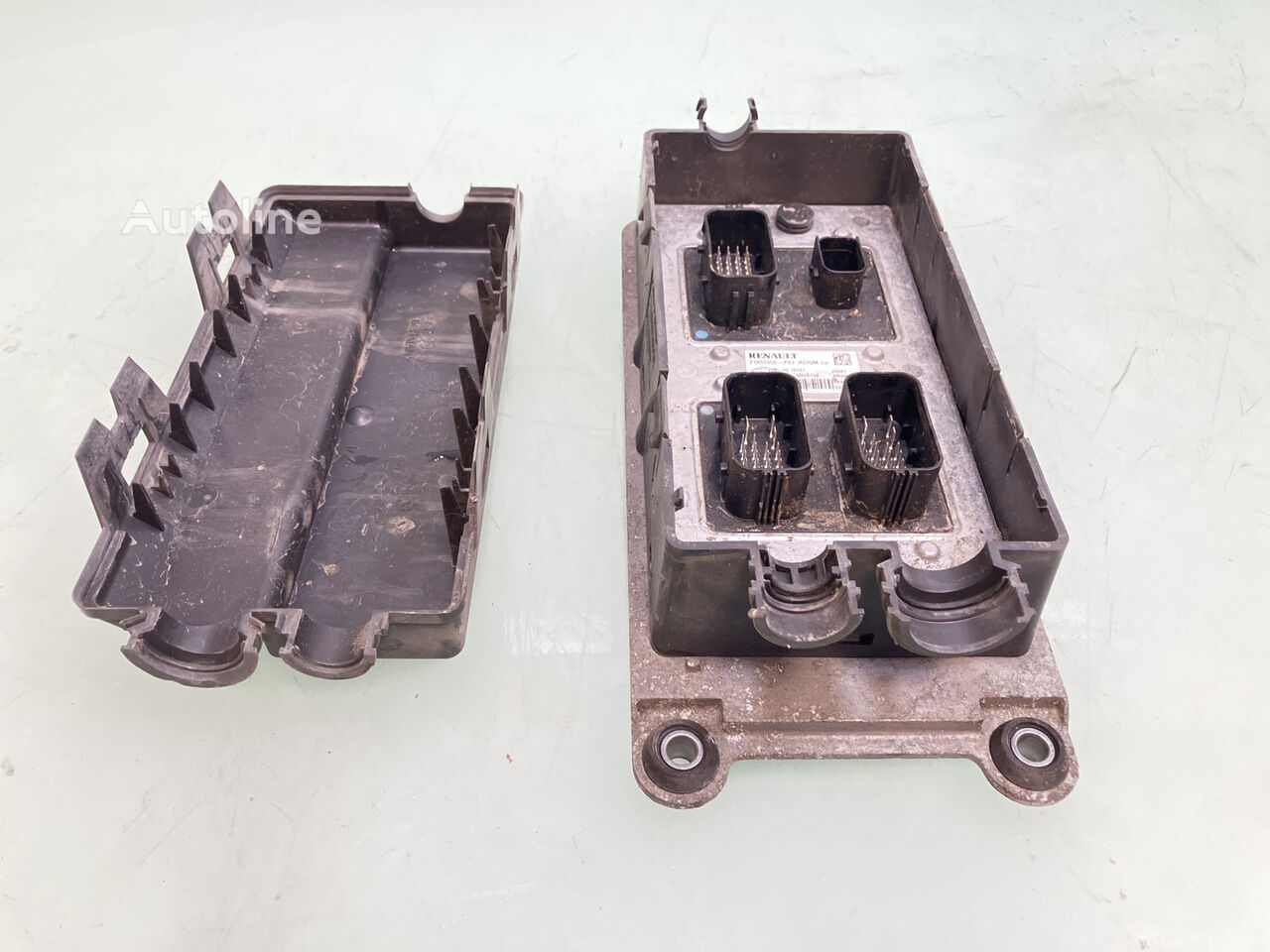 Renault RCIOM control unit 7421855948 for Renault truck - Autoline