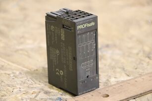 Elektronikmodul Siemens 6ES7 138-4FB03-0AB0 для промышленного оборудования