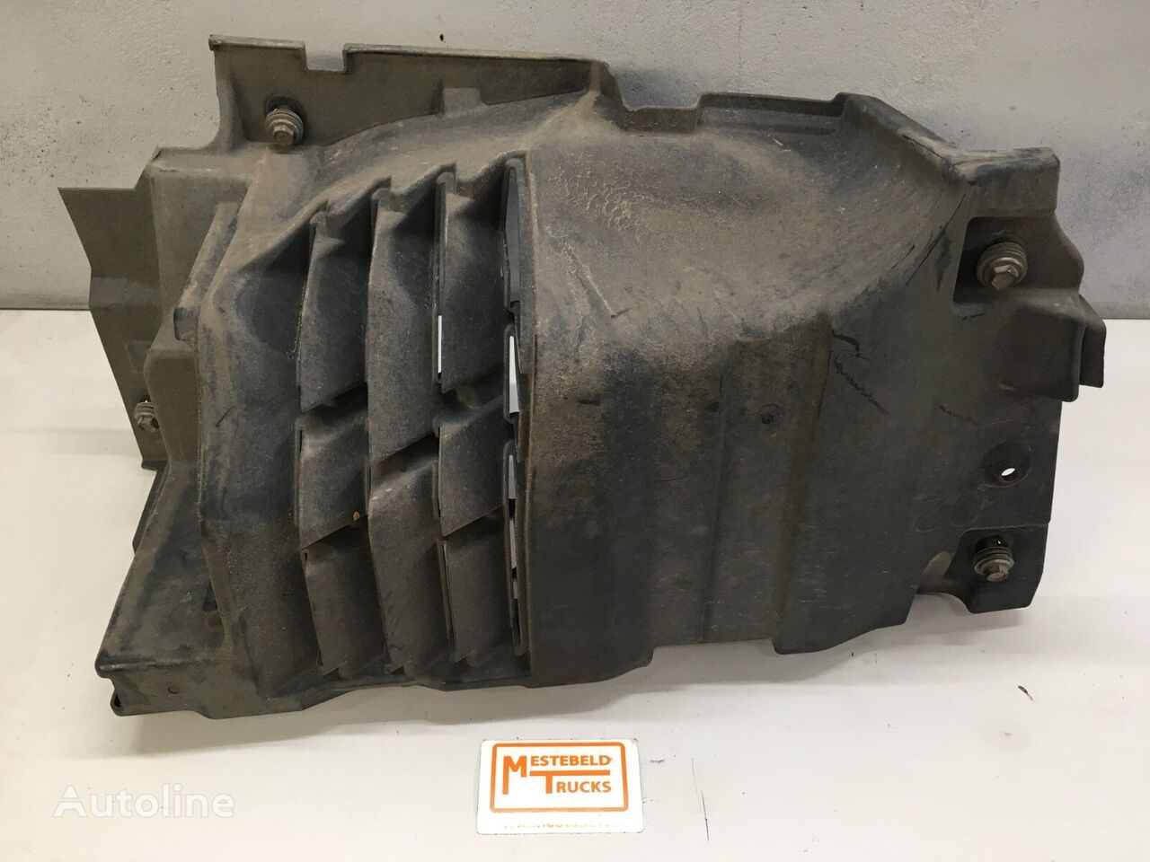 AFDEKPLAAT MOTOR  Mercedes-Benz pour camion Mercedes-Benz ACTROS MP4 EURO6