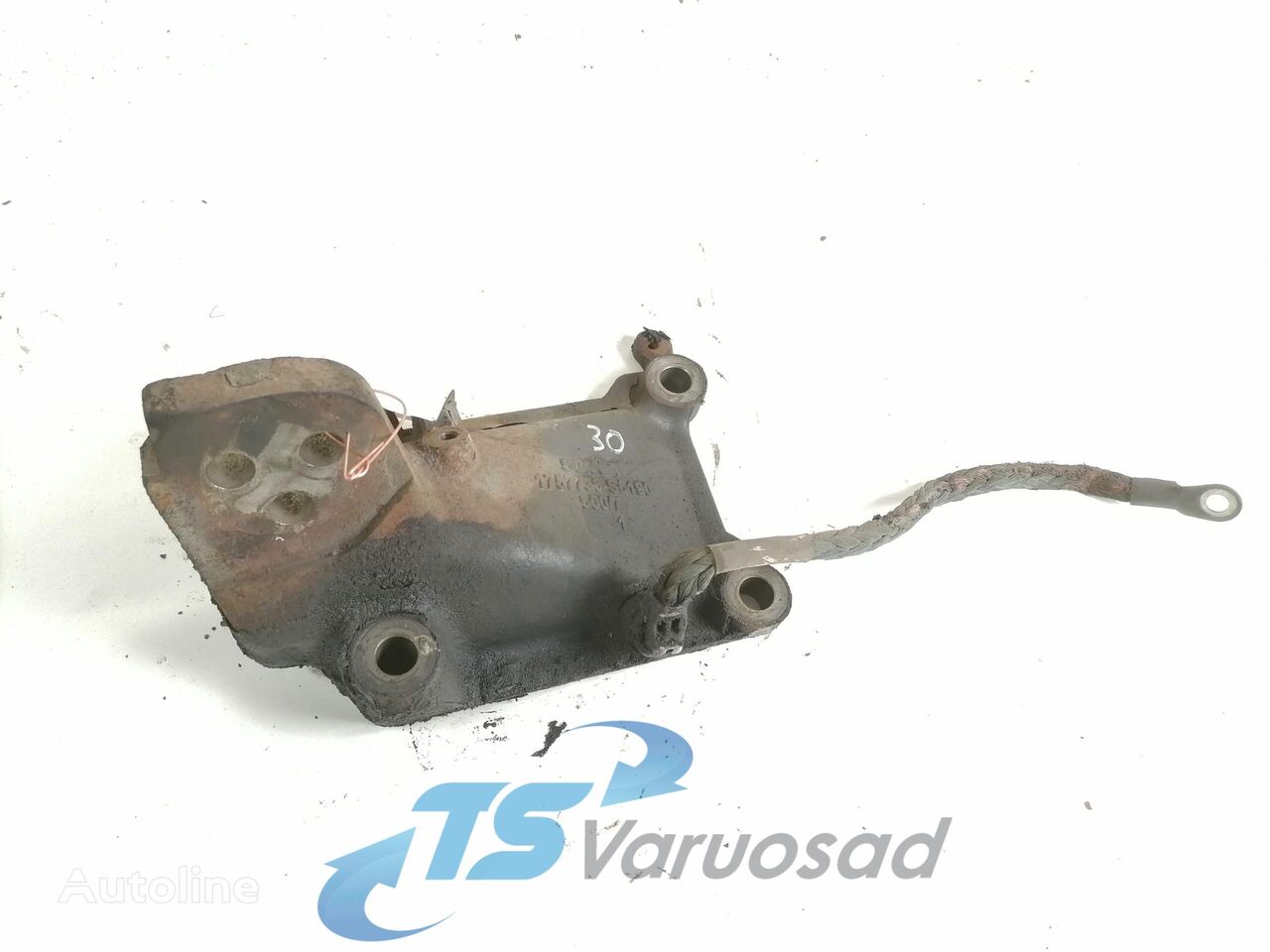 Scania Engine bracket 1757738 لـ السيارات القاطرة Scania R440