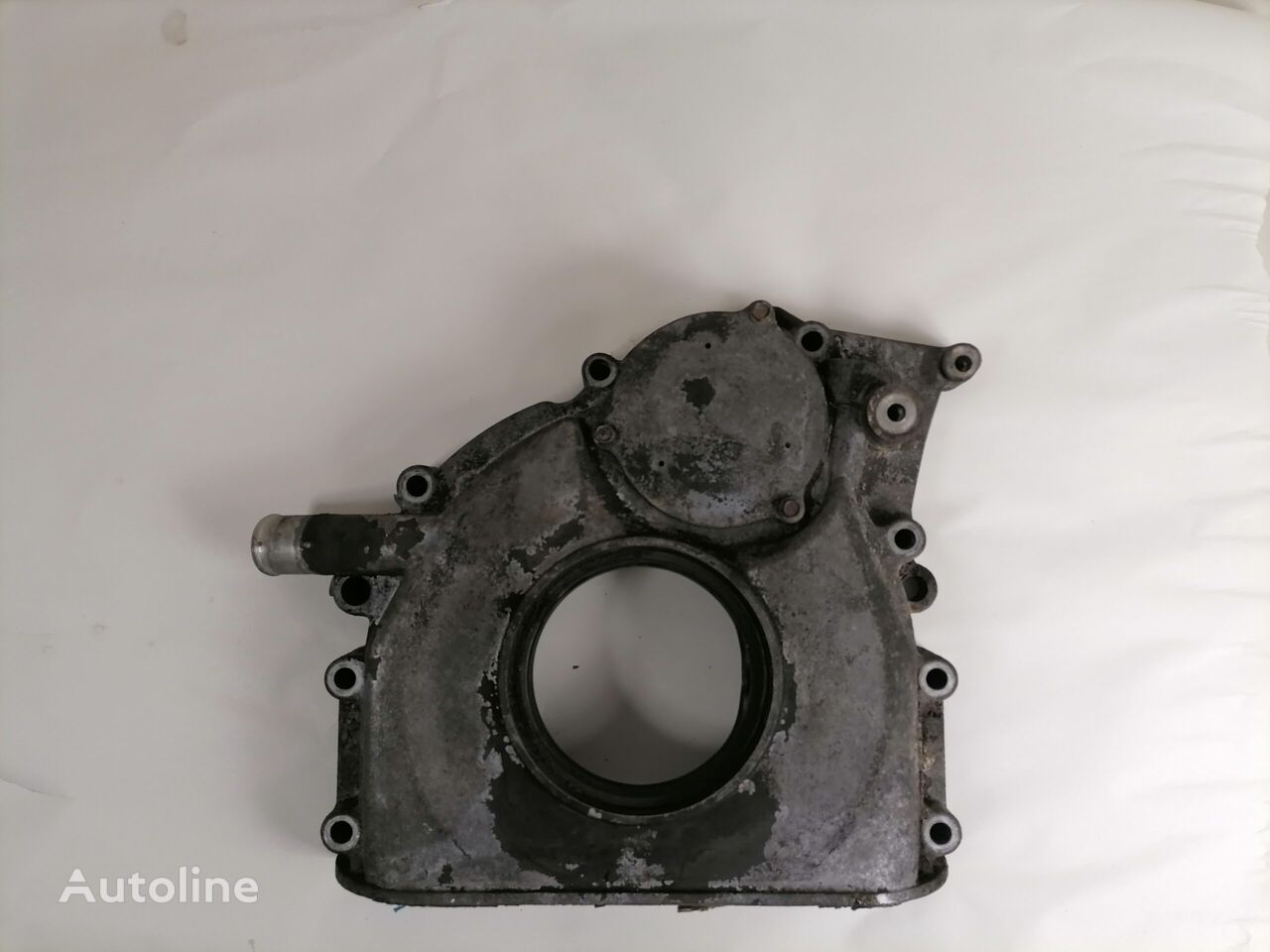 Engine front cover Scania Engine front cover 1493326 for Scania 114 truck tractor