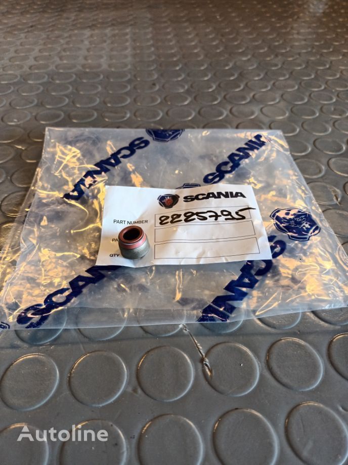 VALVE STEM SEAL Scania VALVE STEM SEAL - 2225795 2225795 لـ السيارات القاطرة