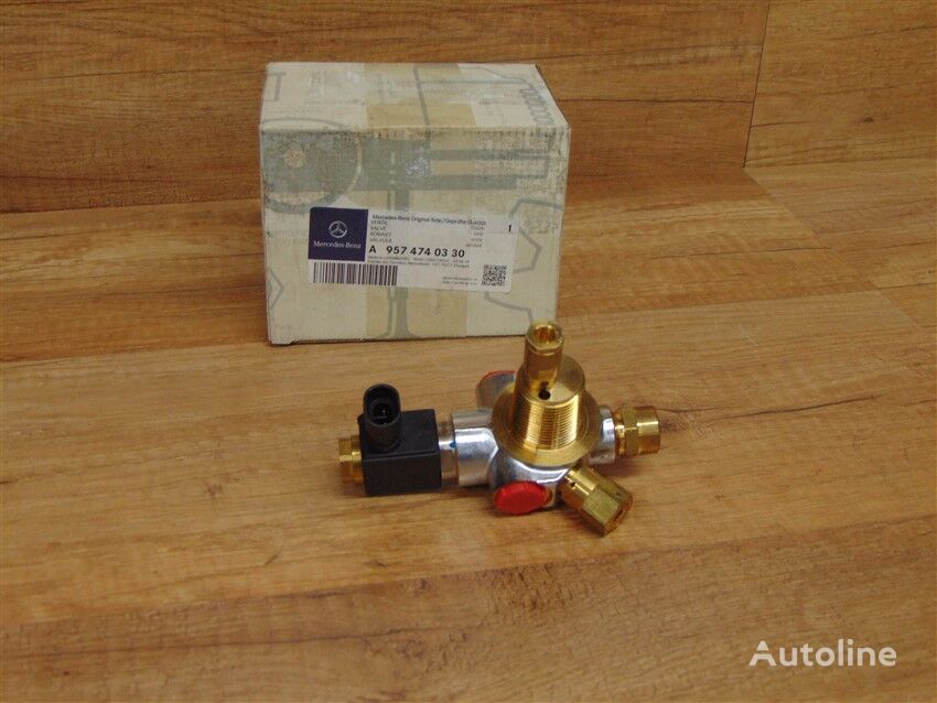 Gas Tank Shut-Off Valve A9574740330 otra pieza del sistema de combustible para Mercedes-Benz 957 camión - Autoline