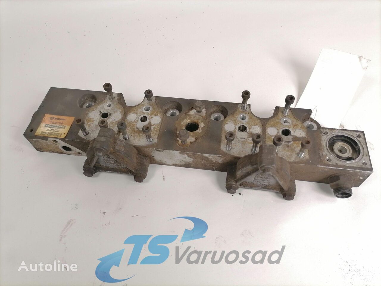 kütuseklappide plokk Scania Fuel valve 1528726 для тягача Scania 124