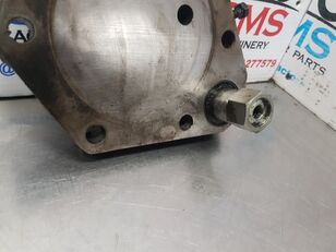 بيع Case IH 5120, 5130, 5140, 5150 Hitch Cylinder Cap A186838 لـ جرار بعجلات 5120 - صورة 5 | Agroline SD Case IH 5120, 5130, 5140, 5150 Hitch Cylinder Cap A186838 لـ جرار بعجلات 5120 | صورة 5 - Agroline