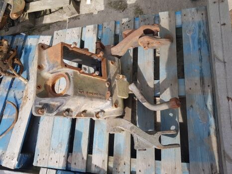 Claas Axos 340 Cx Hydraulic Lift Cover Cross Shaft Arm 7700098348, 001 до трактора колісного - Agriline