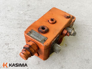 Cylinder valve Doosan DX140LCR-3 410114-00144 pour excavateur Doosan