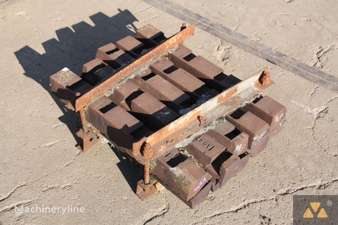 Parker 700x450 Wedge set for crusher - Machineryline