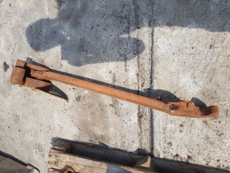 Maxxum Lift Arm Lhs Assy 255469a1, 248786a2, pentru tractor cu roţi Case IH Mx110, Mx120, Mx135 - Agroline