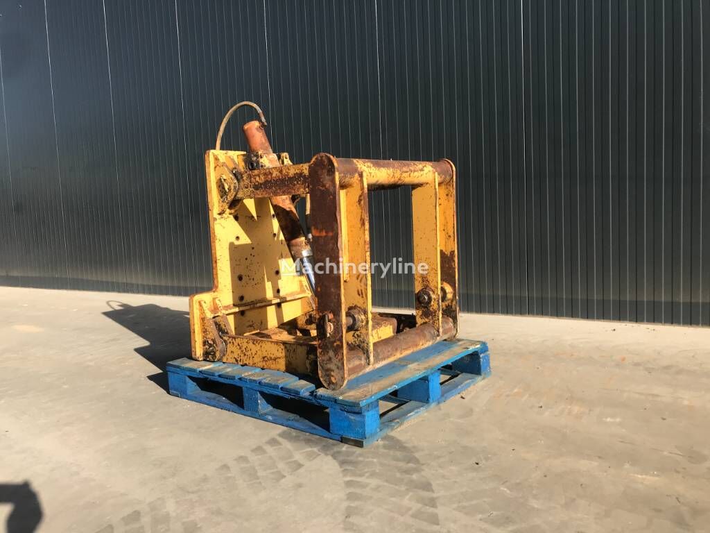 FRONTLIFT GROUP  CAT 12G / 140G for Caterpillar 12G grader