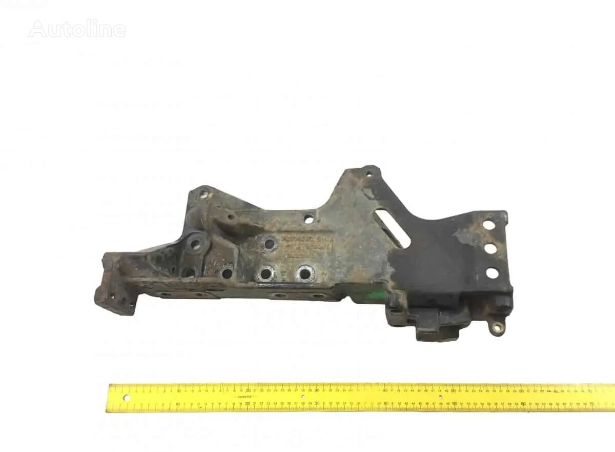 Extensie cadru față stânga para camião Volvo 1075696-12 – Piesă auto metalică cu orificii de fixare