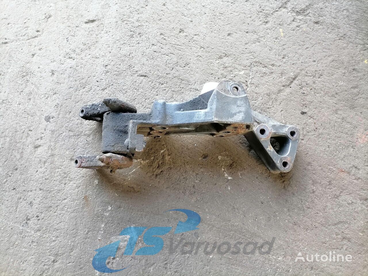 Leaf spring bracket Volvo Leaf spring bracket 3172502 за камион влекач Volvo