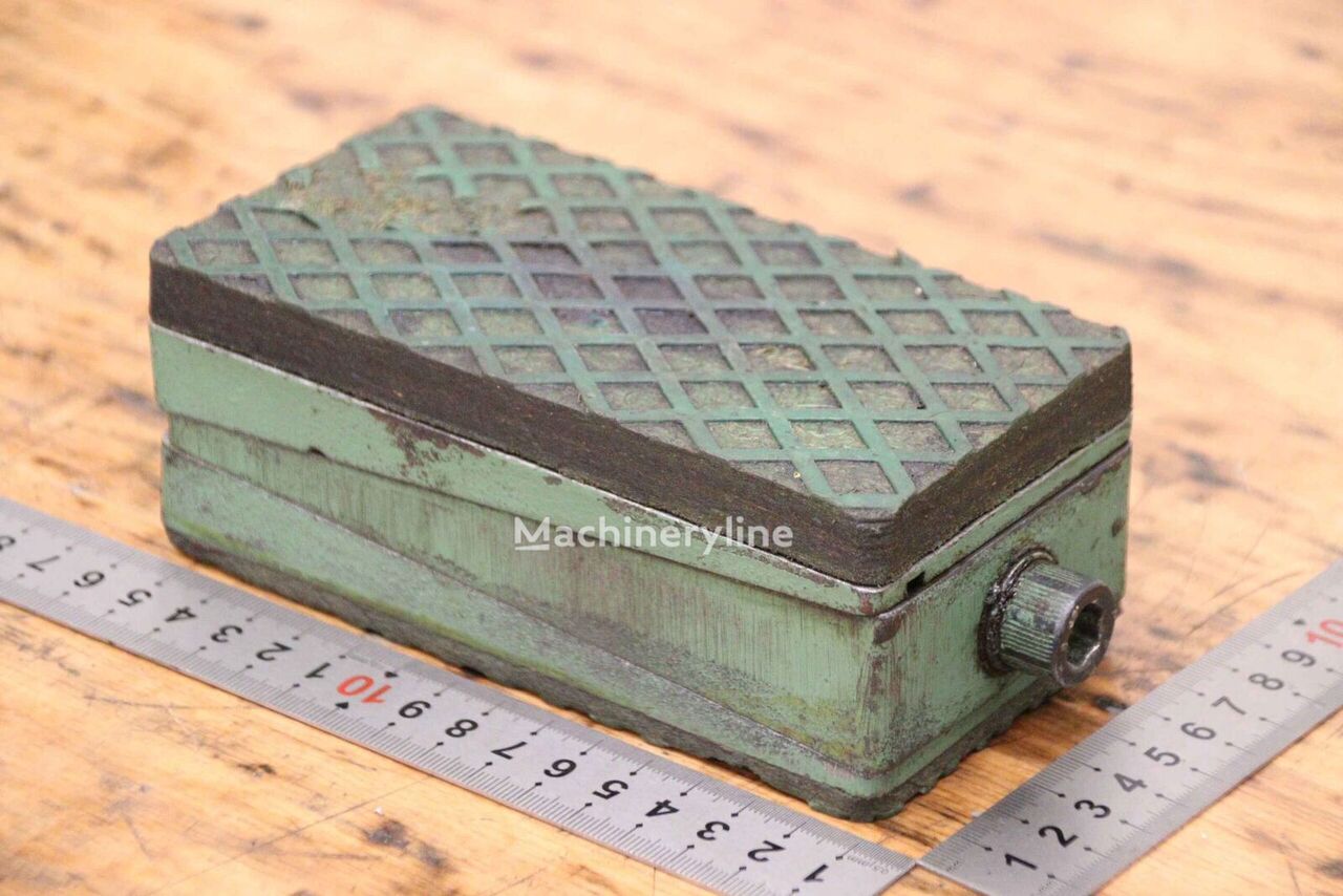 Fixatoren  50-62 mm für Metallbearbeitungsmaschine - Machineryline