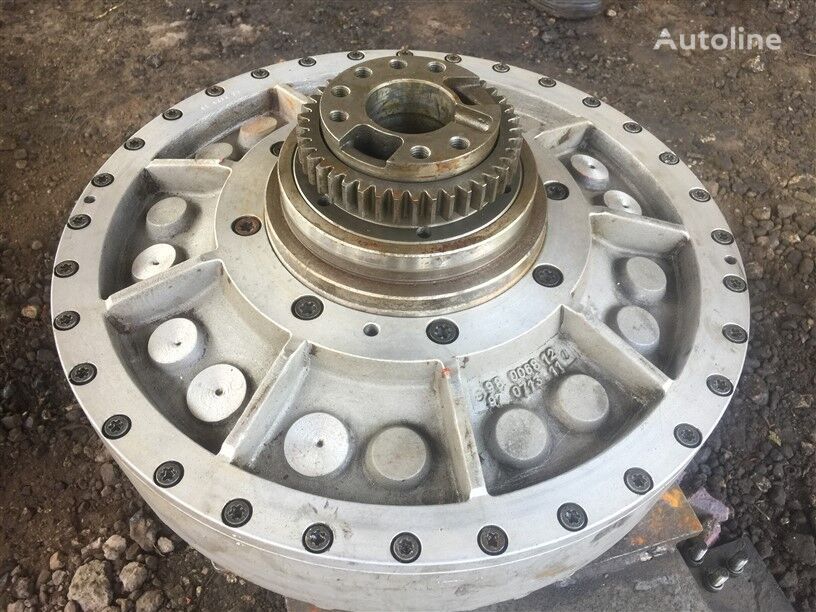 друг резервен дел за трансмисија USED FIAT HITACHI AD20 FD20 BULLDOZER TORQUE CONVENTER COVER GEARS GEARBOX за булдожер Fiat-Hitachi AD 20 / FD 20