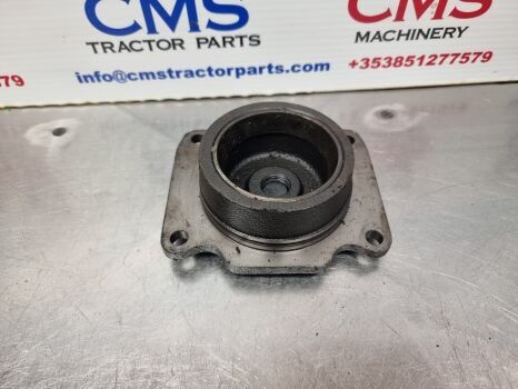 Transmission Cover Retainer K Ford 655c, 4630, 4830, 345d, 545d, 555c Transmission Cover Retainer K برای بیل بکهو Ford 655c, 4630 - Machineryline