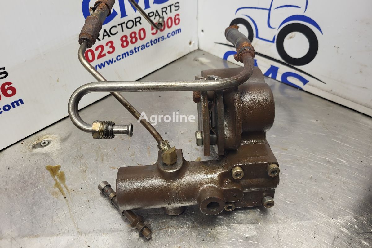 Ford Tw20, Tw15, Tw5, Tw30, 8630 Vanne de commande de prise de force D8nnb729ab, D8nnn7 D8NNB729AB pour tracteur à roues - Agroline