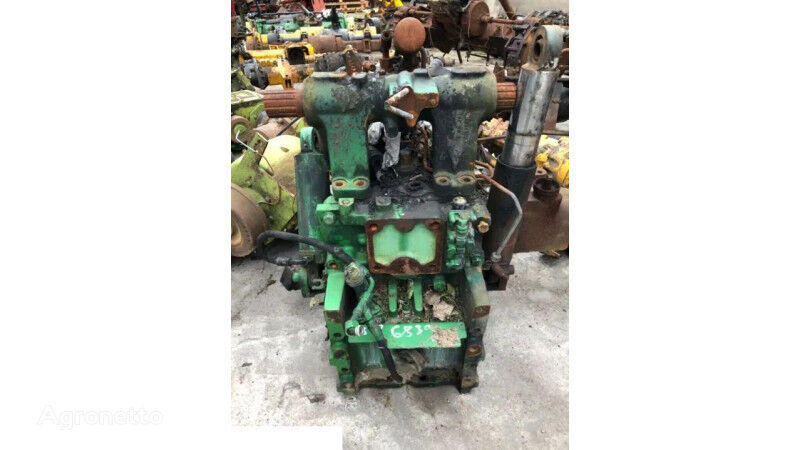 Mosty John Deere pour tracteur à roues John Deere  6820