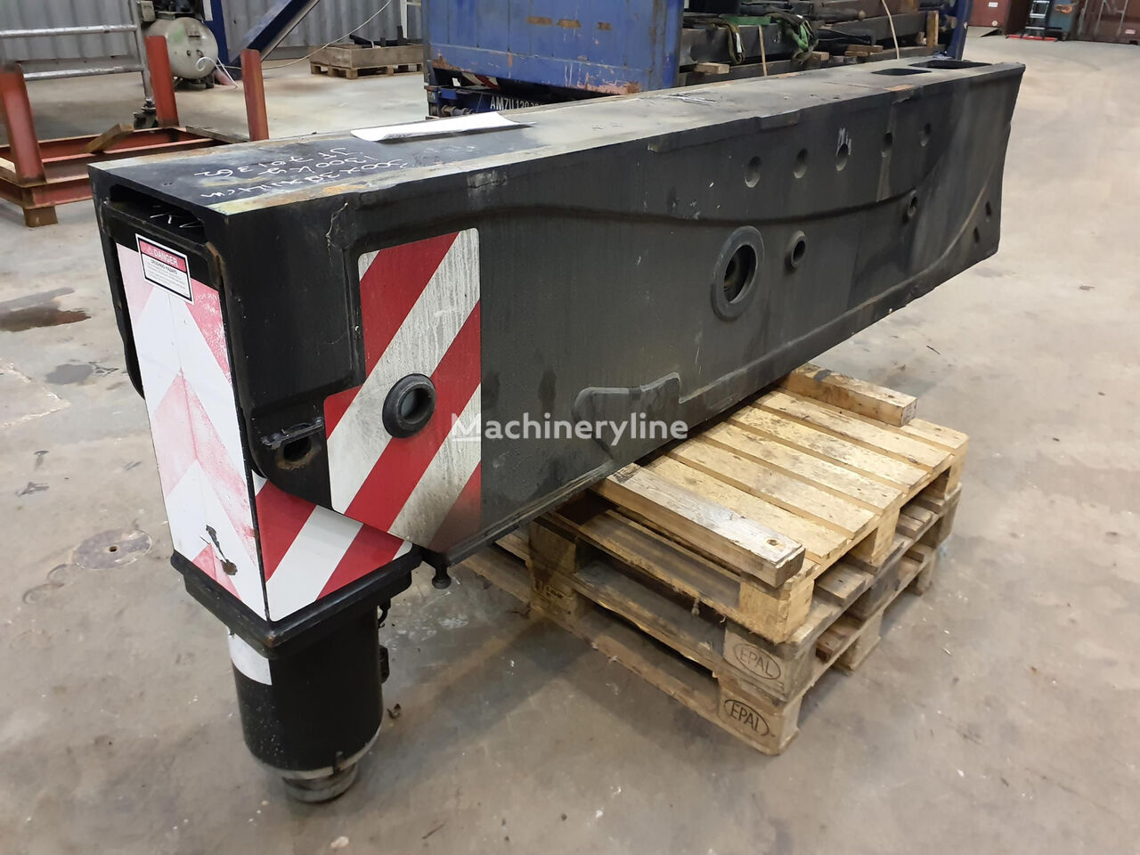 Grove Grove GMK 6400 outrigger beam front complete for Grove GMK 6400  crane