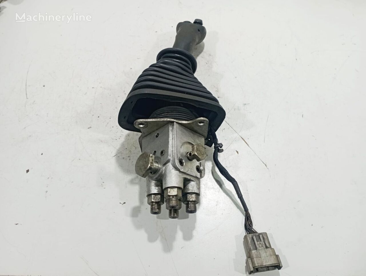 Komatsu 702-16-01022 joystick hidráulico para Komatsu PC200-5 / PC200-6 / PC200-7/ PC200-8 excavadora