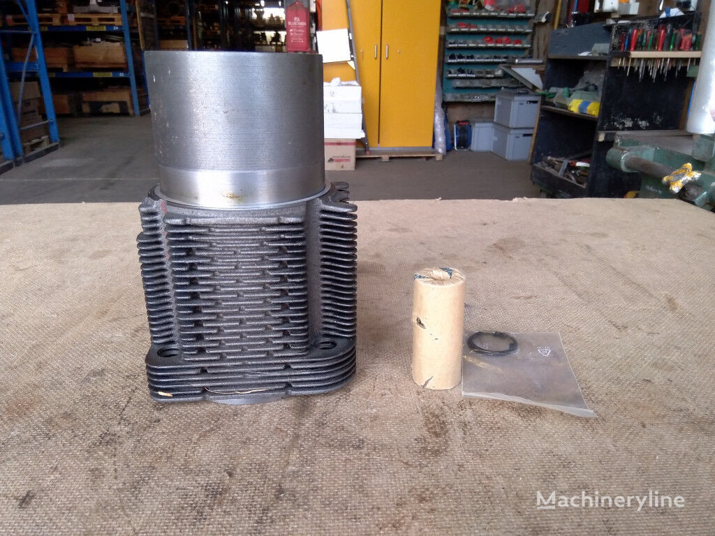 O&K 1484444 1484444 piston for excavator