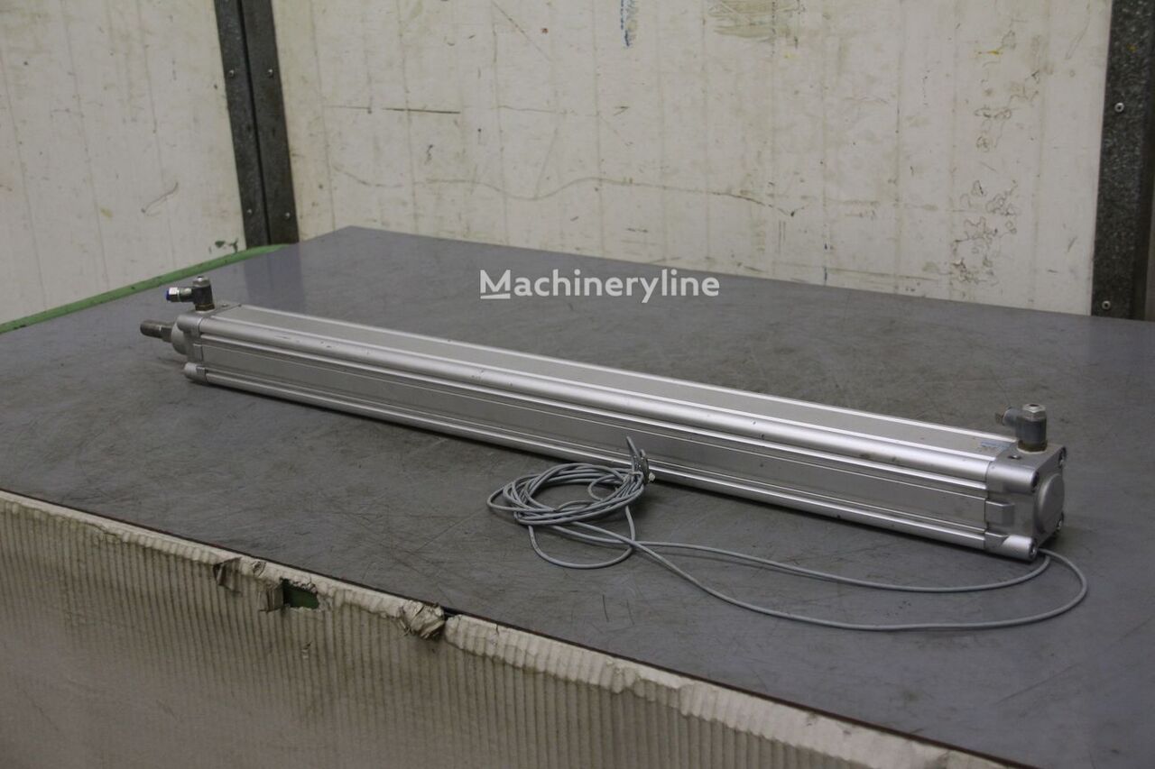 Vérin pneumatique Festo DNC-50-700-PPV-A-Q pour matériel industriel - Machineryline