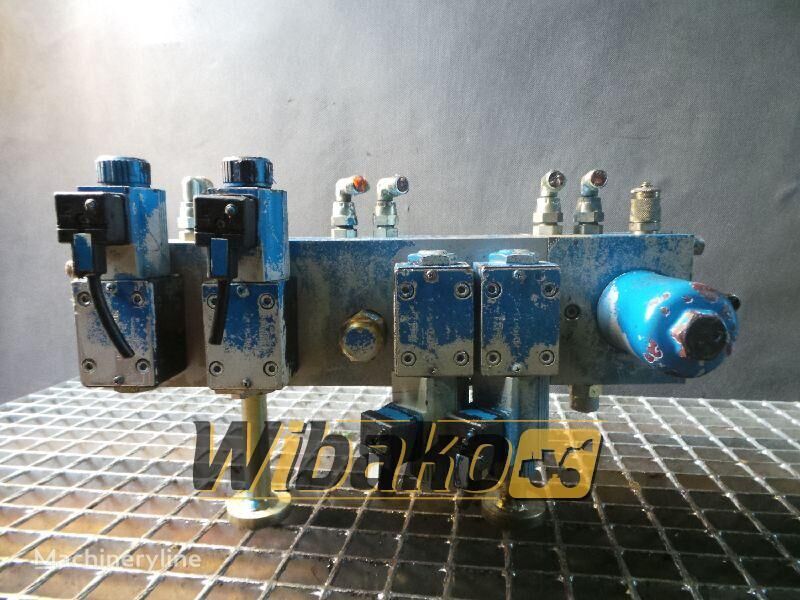 Fuchs 230 E-4 pneumatic valve for Fuchs 230 wheel excavator