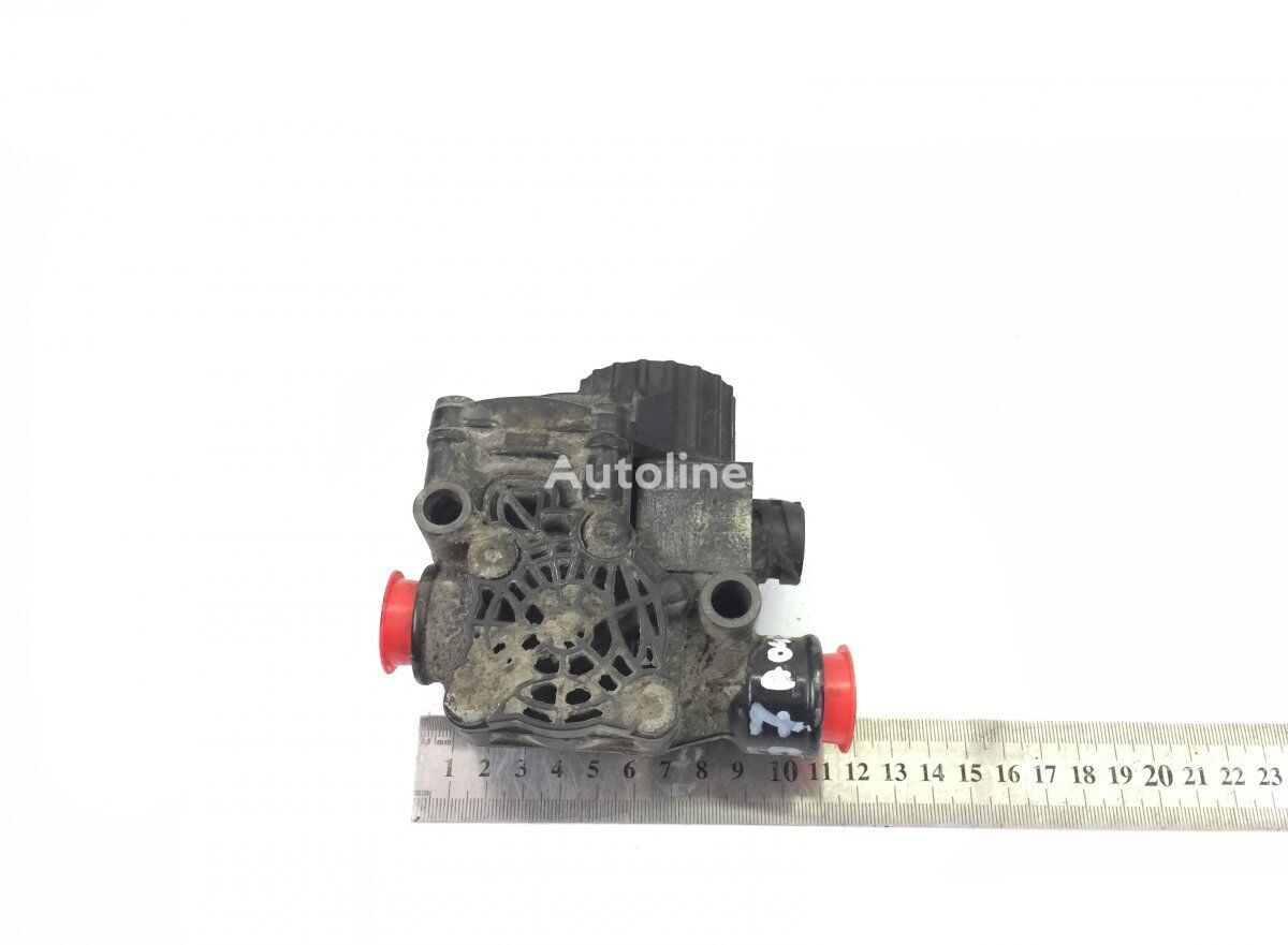 supapă pneumatică Knorr-Bremse TGX 18.480 (01.07-) K038438 pentru cap tractor MAN TGL, TGM, TGS, TGX (2005-2021)