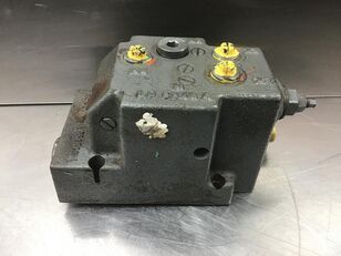 Liebherr 11356561 pneumatic valve for Liebherr A914C li/A924C Li excavator