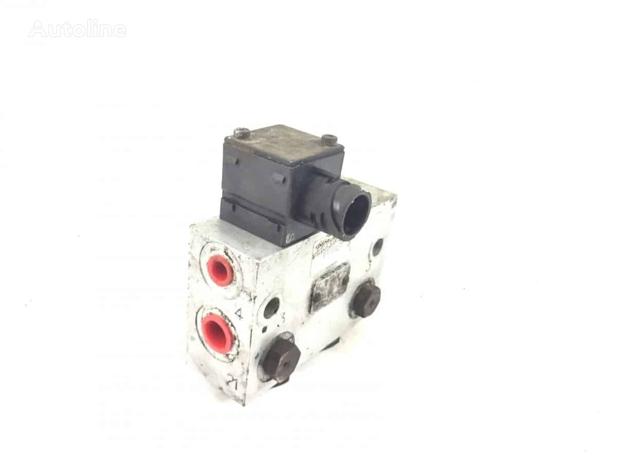 Scania 4-Series bus K124 481832 pneumatic valve for Scania truck