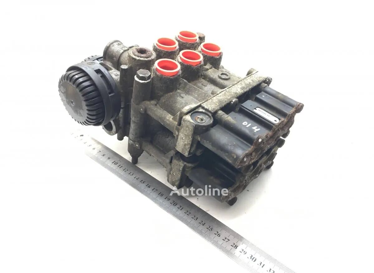 Supapă ECAS pneumatic valve for Scania A0003276825 1305452 8125902 9147 81259029147 8125902 6147 81259026147 0003276825 1453164 1934999 truck - Autoline