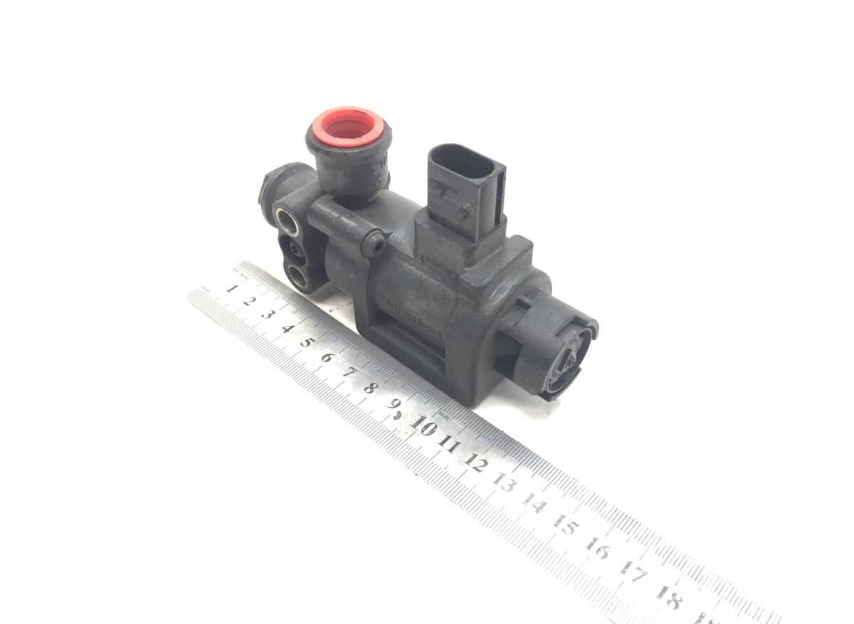 supapă pneumatică Valvă solenoid pentru camion Mercedes-Benz A0009975212 / 0009975212 / A0009973812 / 0009973812