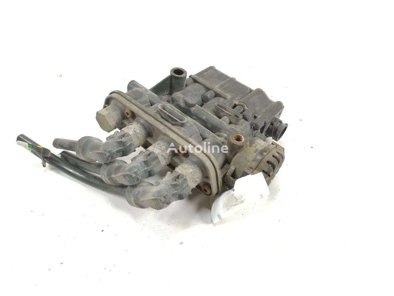 Volvo Air suspension control valve, ECAS 21083660 pneumatic valve for Volvo FH13 truck tractor