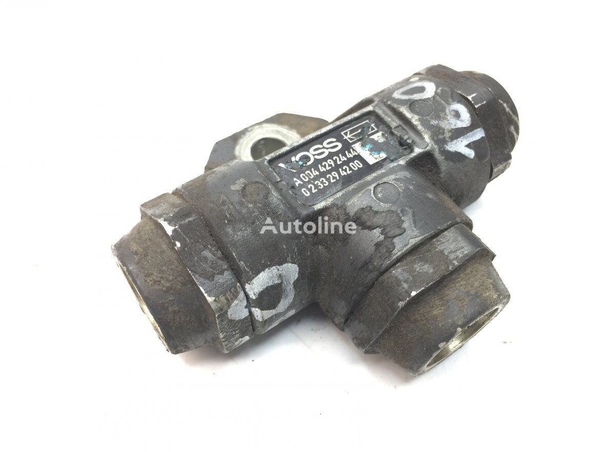 Voss Econic 1828 (01.98-) A0044292444 pneumatic valve for Mercedes-Benz Econic (1998-2014) truck