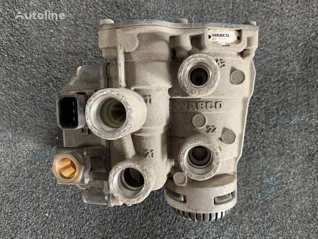 WABCO DAF XF 106 1747137 pneumatic valve for DAF XF 106 truck tractor