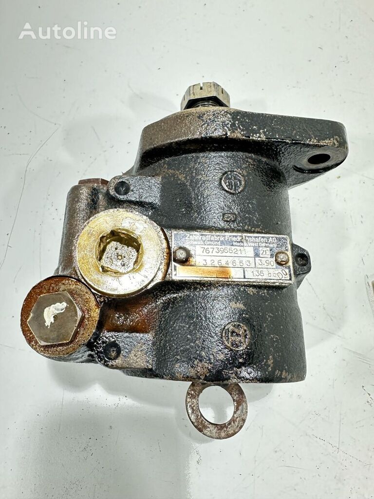 Volvo 1585013 power steering pump for Volvo truck