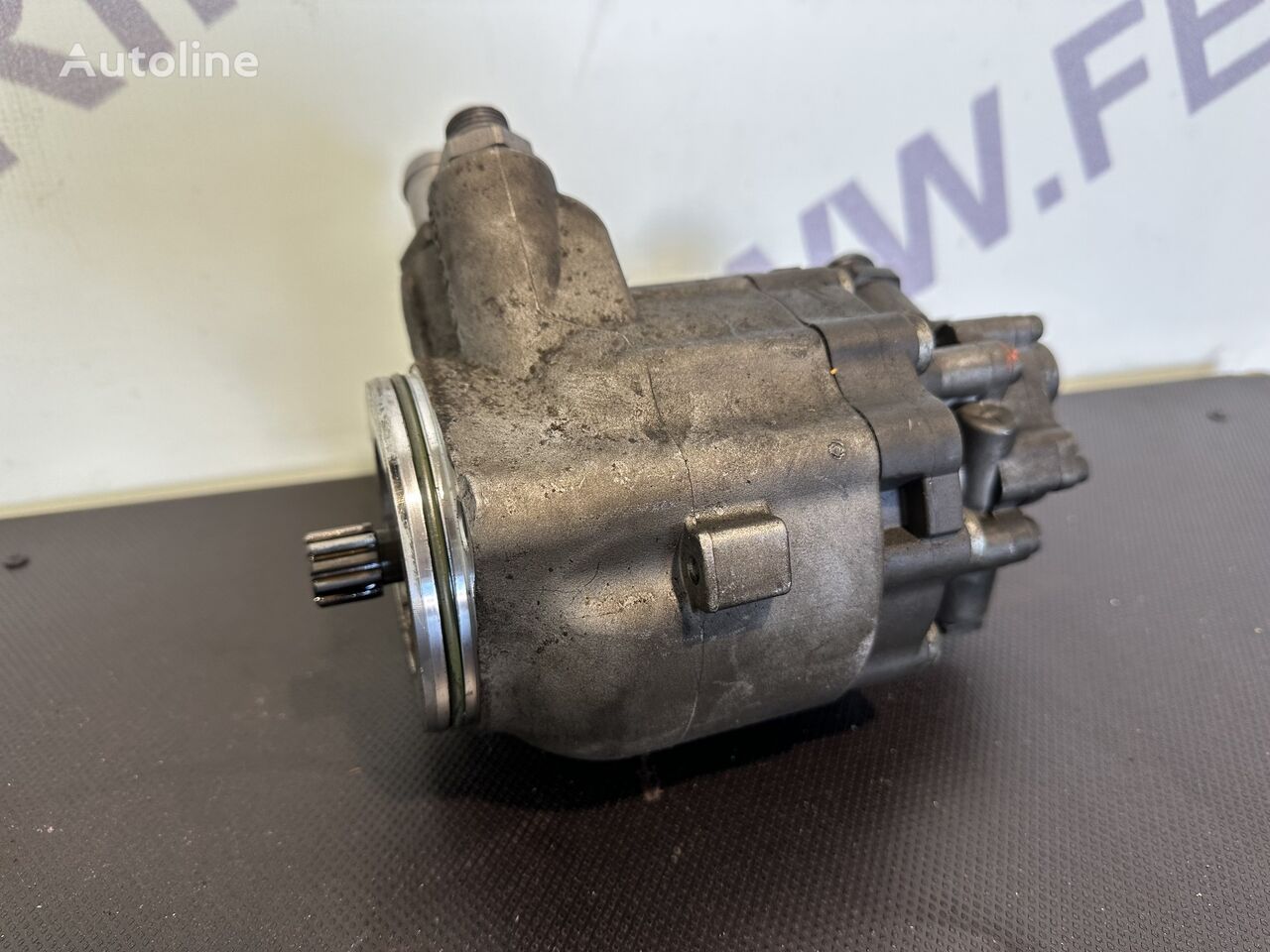 pignon de pompe de direction assistée power steering pump 2042155 pour tracteur routier DAF XF106