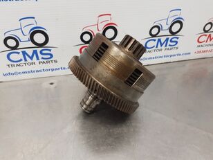 عمود سحب القوة Claas Ares 836, 816-836, 826 Pto Pto Rear Shaft Clutch Assy 6005029383 لـ جرار بعجلات 836