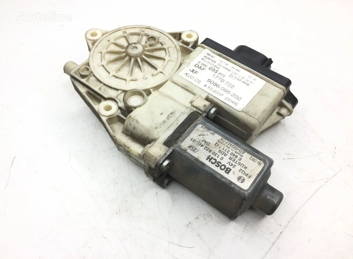 электростеклоподъемник Motor Regulator de Geam Dreapta DAF 1779722 для грузовика Bosch 0130821767