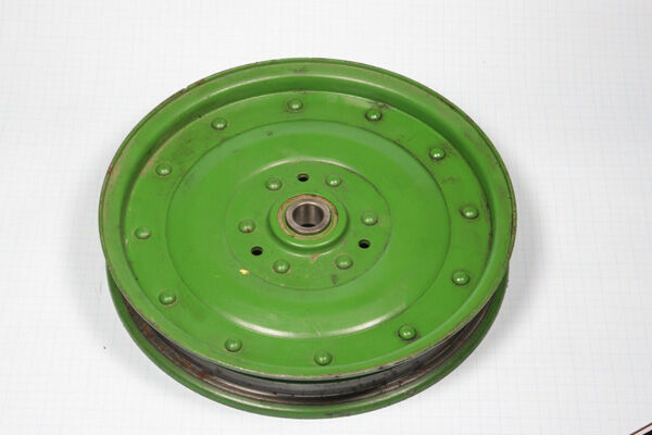 JDAH97031 pulley for John Deere grain harvester