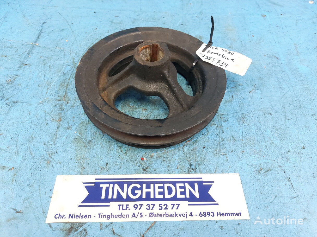 New Holland CR9080 pulley